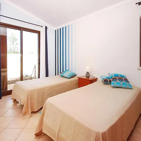 Casa Mena Bv
