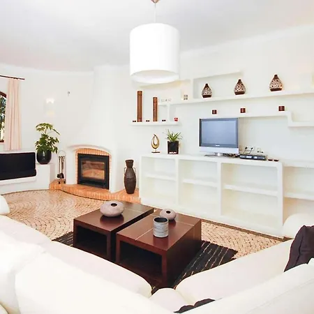 Casa Mena Bv וילה גיאה