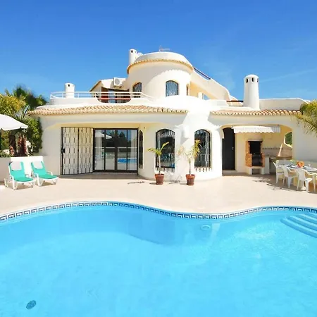 Casa Mena Bv * גיאה